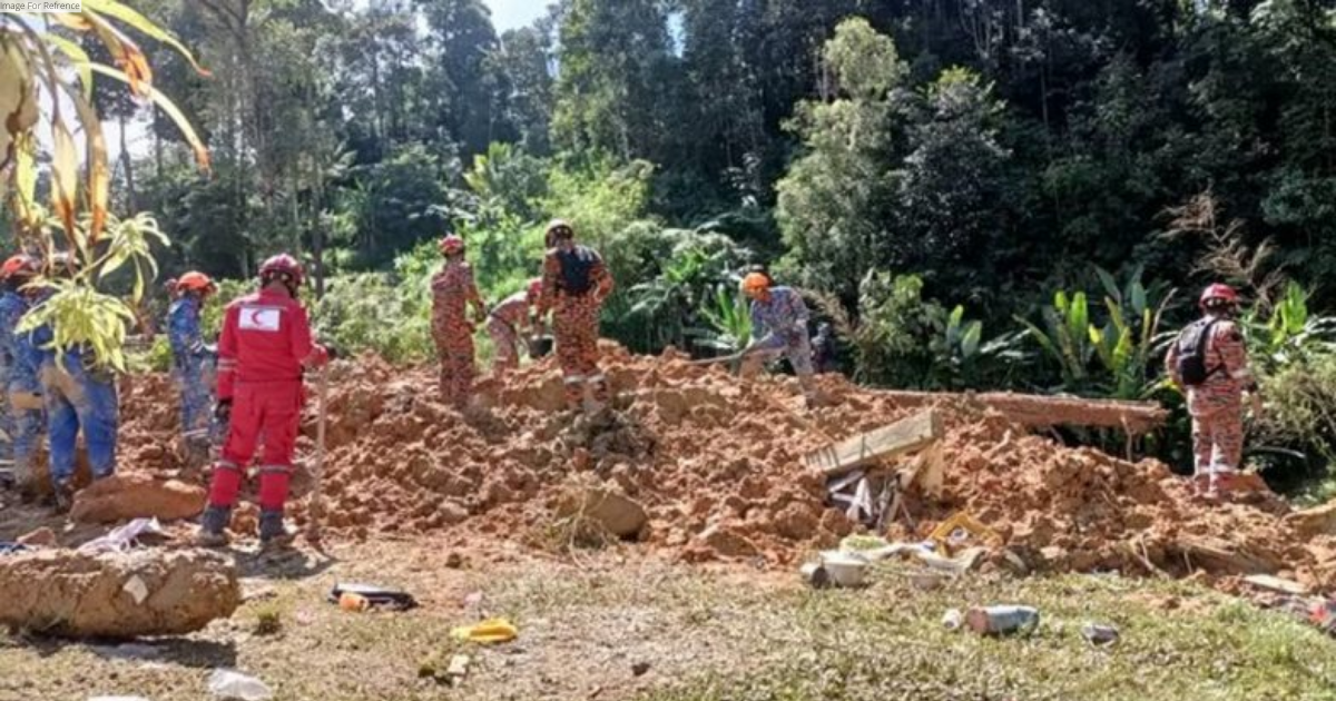 Malaysia landslide: Death toll rises to 23 in Batang Kali